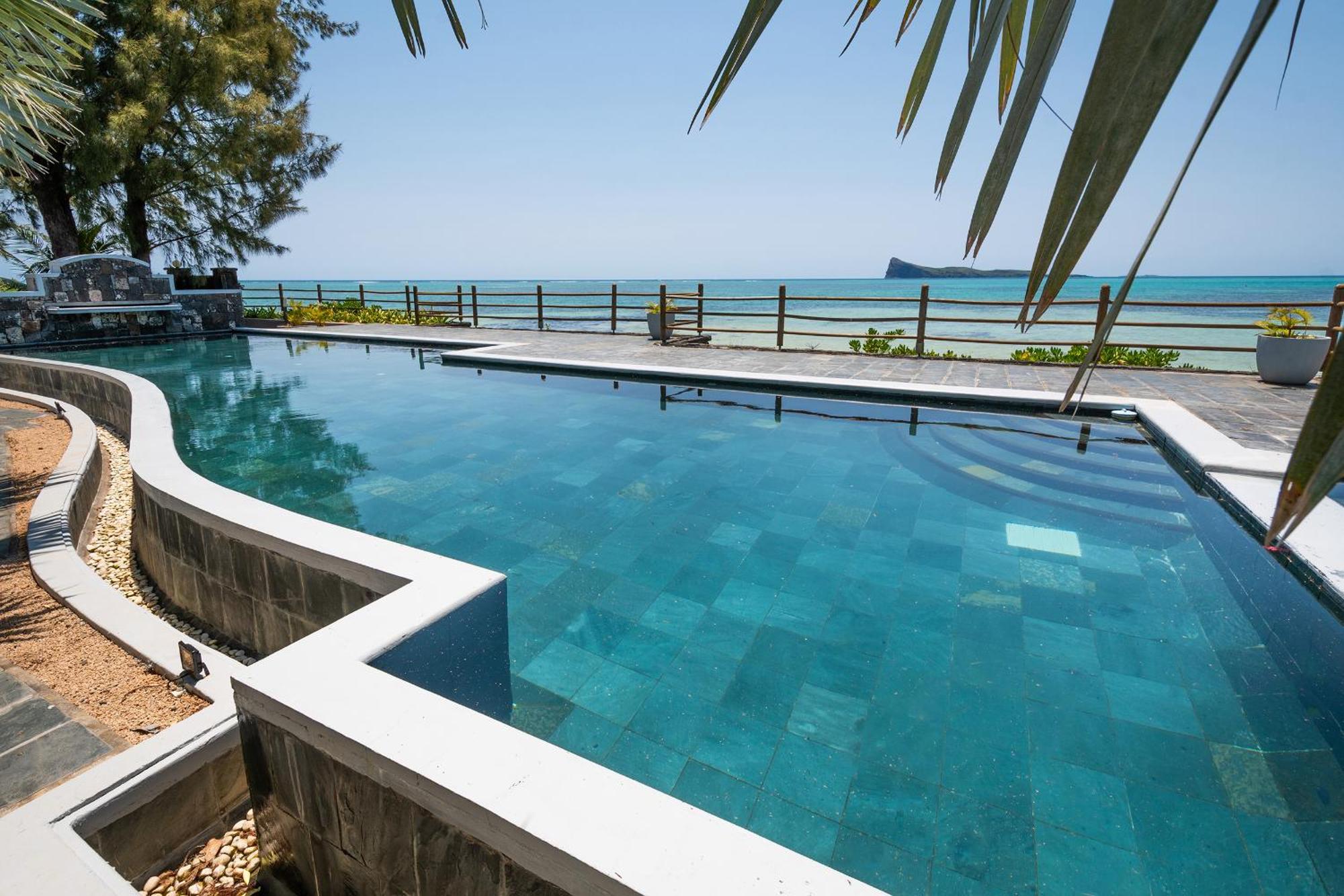 Luxury Beachfront Duplex, Coin De Mire View / 3Bed Cap Malheureux Luaran gambar